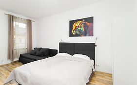 CheckVienna - Huglgasse